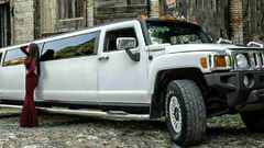 Лімузин Hummer