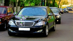 Мерседес s221